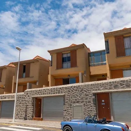 בית נופש Casa Paradise אל מדאנו